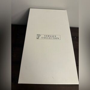Versace Collection Elegant White Box.
